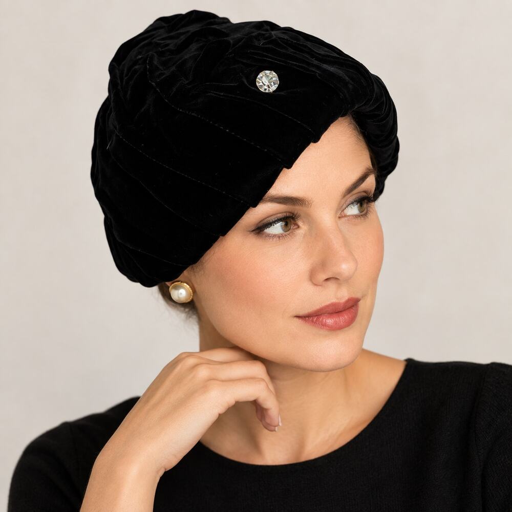 Vintage 1940s Black Velvet Turban Toque Cookie Hat Rhinestone